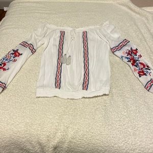 Xhiliration long sleeved, off the shoulder shirt